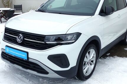 VW T-Cross 22.425 km 23.890 &euro; Dippoldiswalde 01744