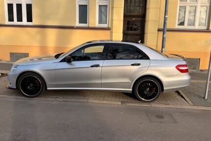 Mercedes-Benz E 350 280.000 km 8.000 &euro; Großharrie 24625