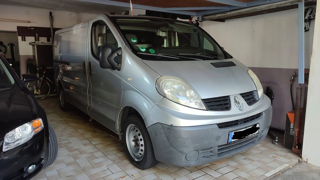 Renault Trafic 303.000 km 2.000 &euro; Sindelfingen 71069