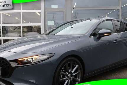 Mazda 3 61.053 km 18.870 &euro; Marl 45772