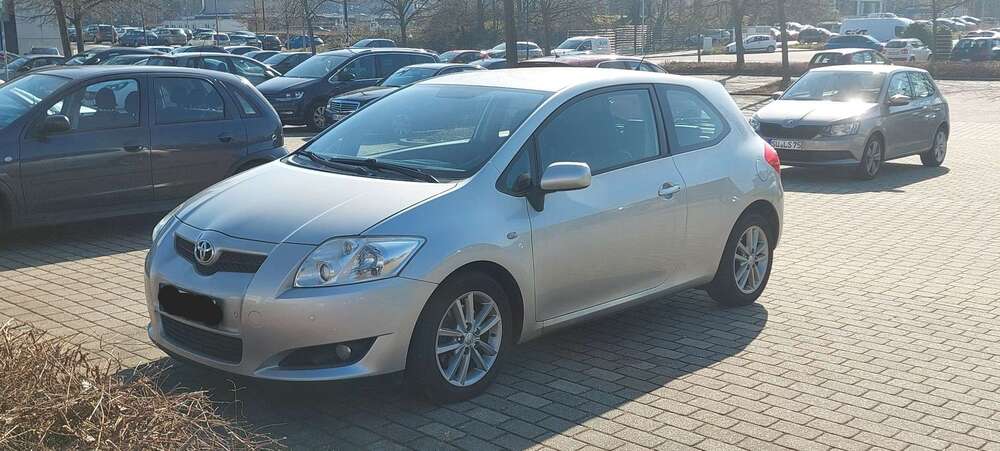 Toyota Auris 170.000 km 5.750 &euro; Sankt Augustin 53757