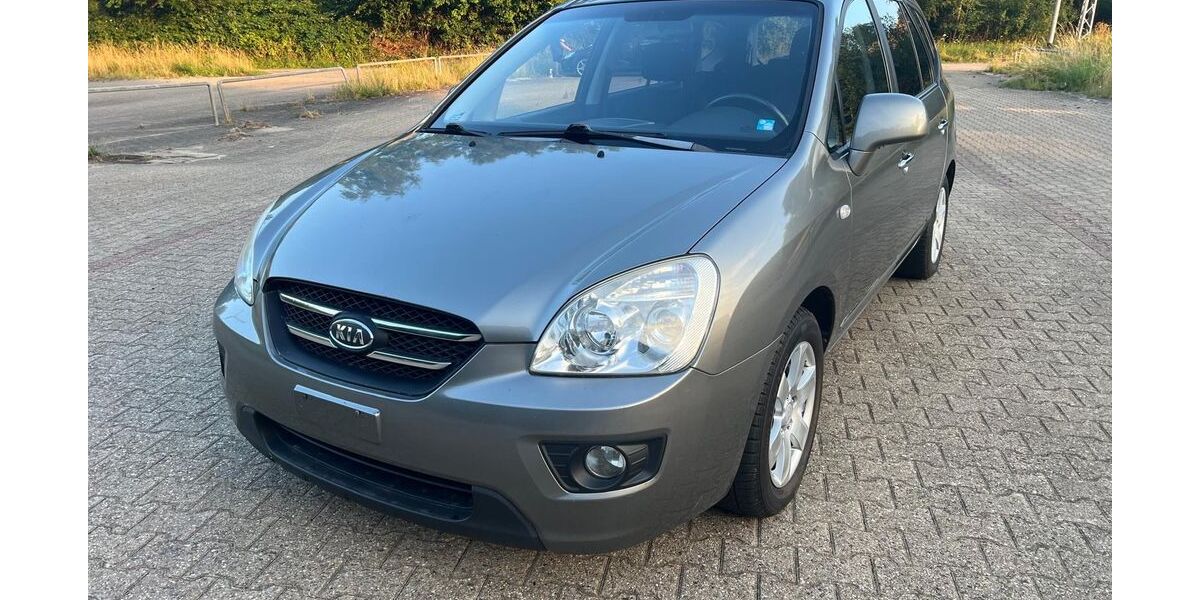 Kia Carens 217.000 km 2.750 &euro; Aachen 52070