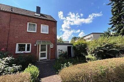 Haus Bad Oldesloe - 4 Zimmer, 92 m&sup2;, 249.000&euro; | Angebot:25196337