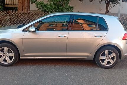 VW Golf 288.000 km 5.900 &euro; Hanau 63452