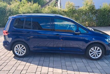 VW Touran 130.000 km 12.500 &euro; Rudelzhausen 84104