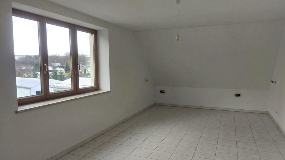 Dachgeschoßwohnung Pockau-Lengefeld Lengefeld - 2 Zimmer, 84 m&sup2;, 461&euro; | Angebot:25499826