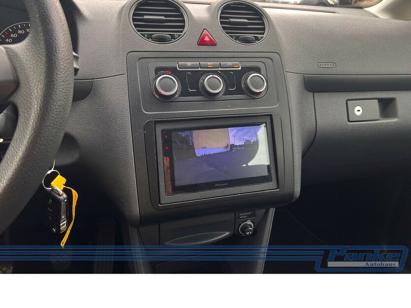 VW Caddy 1.2 TSI Soccer Trendline*5Sitzer*RFK*CarPl 182.093 km 7.480 € Berlin 13187