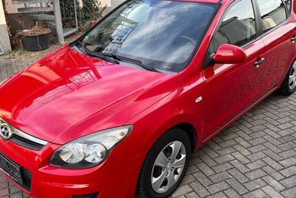 Hyundai i30 113.000 km 3.490 € Dresden 01139