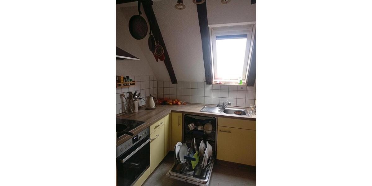 Etagenwohnung Ammerbuch - 7 Zimmer, 15 m&sup2;, 450&euro; | Angebot:24491915