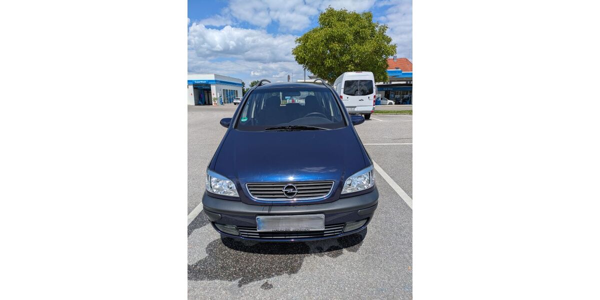 Opel Zafira 62.157 km 2.499 € München 81547