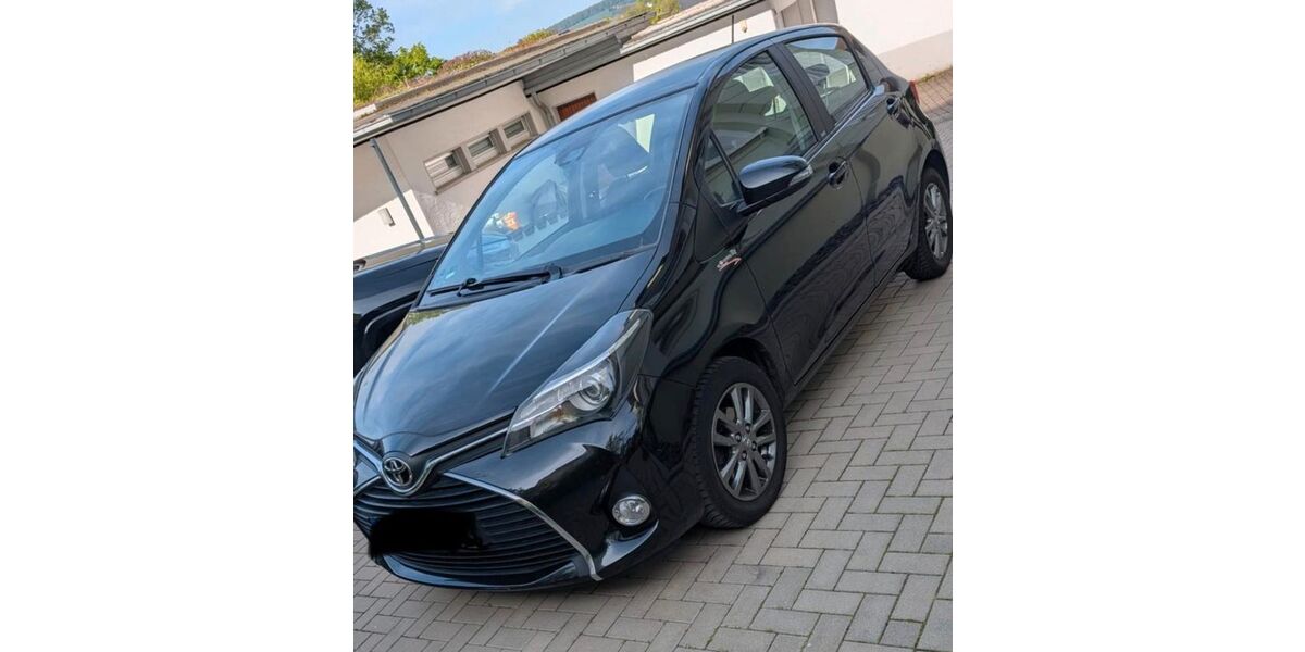 Toyota Yaris 134.000 km 9.500 &euro; Diez 65582