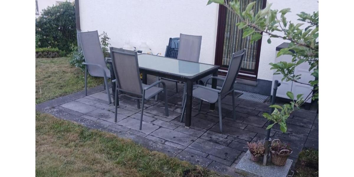 Dachgeschosswohnung zu vermieten 2 zimmer