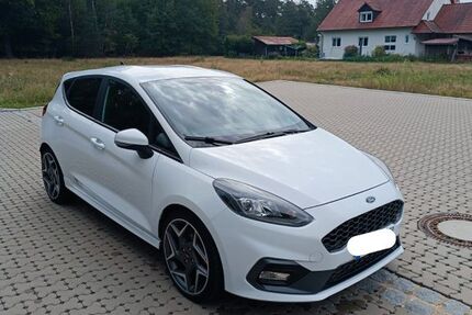 Ford Fiesta 27.900 km 20.490 &euro; Roth 91154