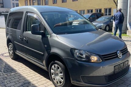 VW Caddy 243.000 km 6.750 &euro; Mannheim 68305