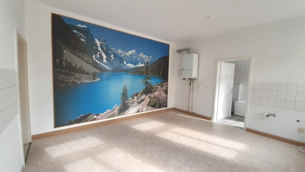 WG-Wohnung mit 4-Zimmern, 3.OG mit 2 Bädern in ruhigem und zentralem Wohnviertel von Gera 4 zimmer