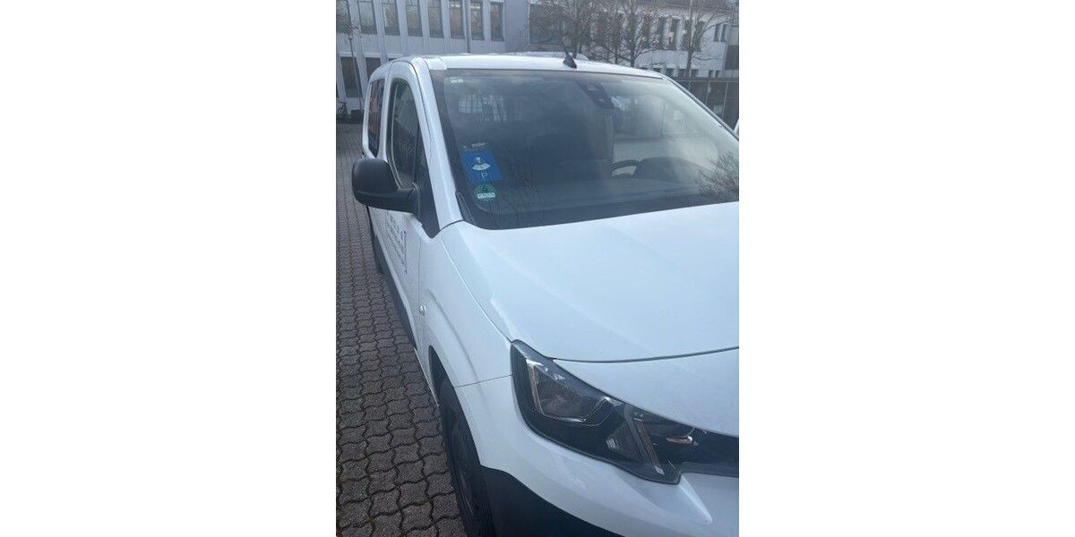 Peugeot Partner 89.000 km 8.900 &euro; Grasbrunn 85630