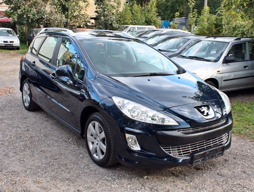 Peugeot 308 117.000 km 5.899 € Berlin 13057