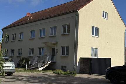 Gewerbeobjekt Gadebusch - 4 Zimmer, 84 m&sup2;, 1.200&euro; | Angebot:26817199