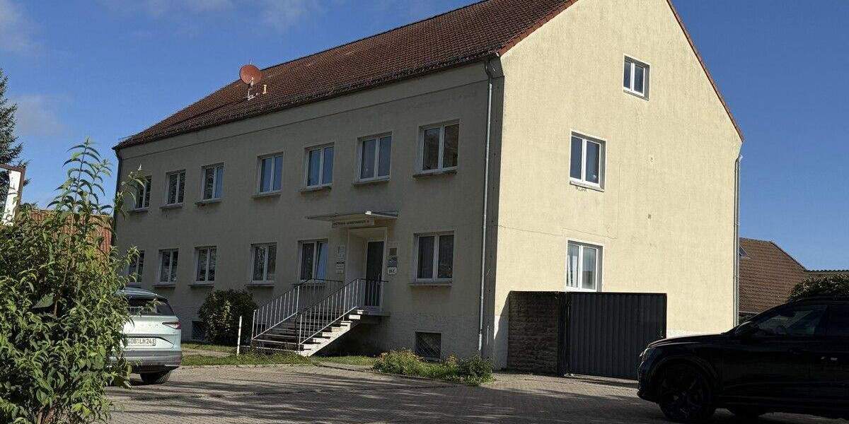 Gewerbeobjekt Gadebusch - 4 Zimmer, 84 m&sup2;, 1.200&euro; | Angebot:26817199