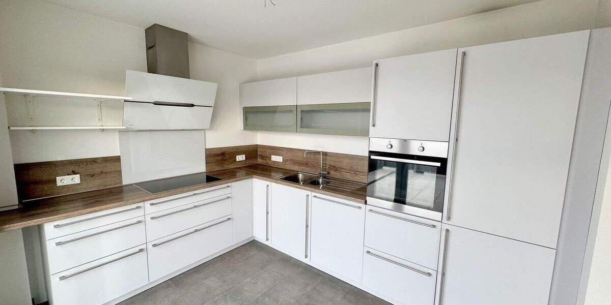 Etagenwohnung Kaiserslautern Innenstadt - 3 Zimmer, 123 m&sup2;, 1.450&euro; | Angebot:25741309