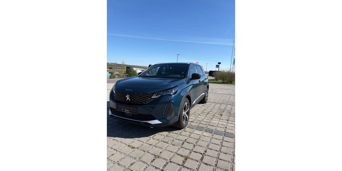 Peugeot 5008 33.000 km 27.900 &euro; Massen 03238