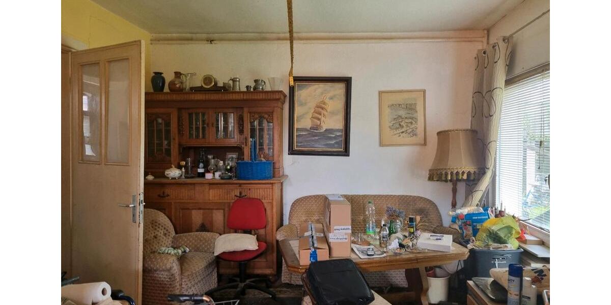 Mehrfamilienhaus, Wohnhaus Wesselburen - 5 Zimmer, 175 m&sup2;, 125.000&euro; | Angebot:26791120
