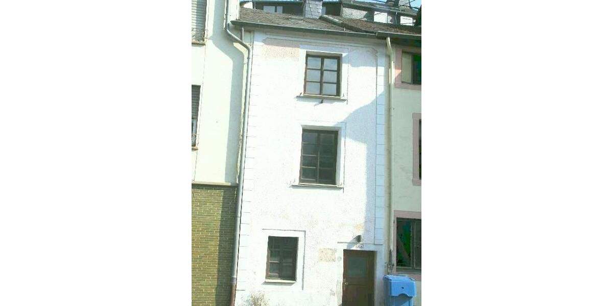 Reihenmittelhaus Neuerburg - 4 Zimmer, 92 m&sup2;, 72.000&euro; | Angebot:24874440