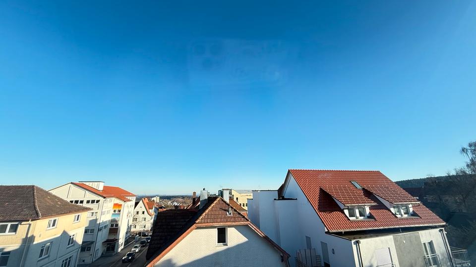 Dachgeschoßwohnung Baiersbronn - 4.5 Zimmer, 90 m&sup2;, 1.350&euro; | Angebot:25422662