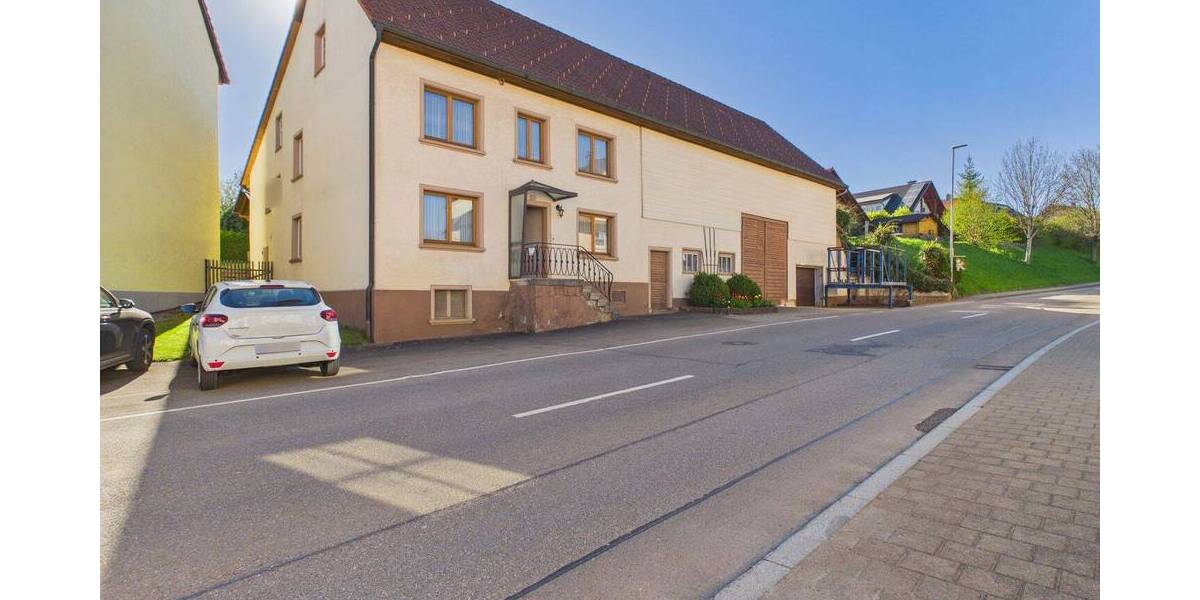 Mehrfamilienhaus, Wohnhaus Blumberg Riedböhringen - 9 Zimmer, 149 m&sup2;, 298.000&euro; | Angebot:26366587