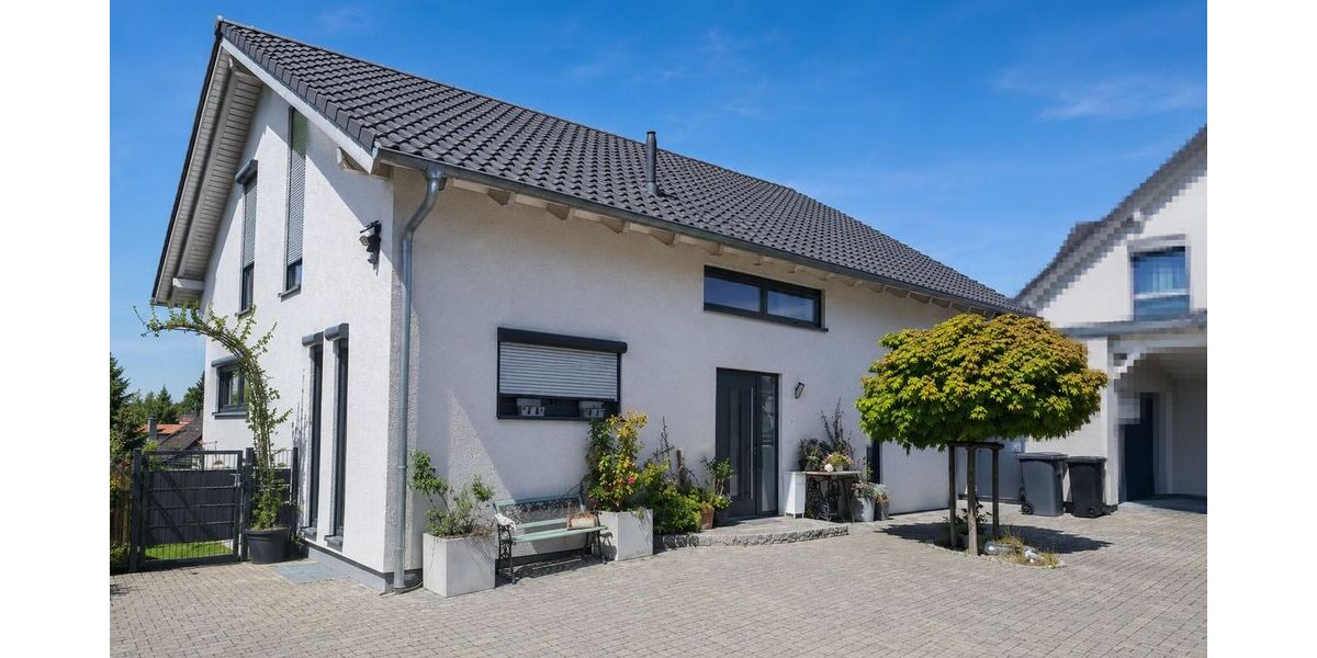 Großzügiges Einfamilienhaus mit Aussicht und Gewerberaum - Einfamilienhaus Obersulm | Angebot:27046324