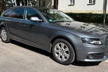 Audi A4 209.000 km 7.700 &euro; München 81371