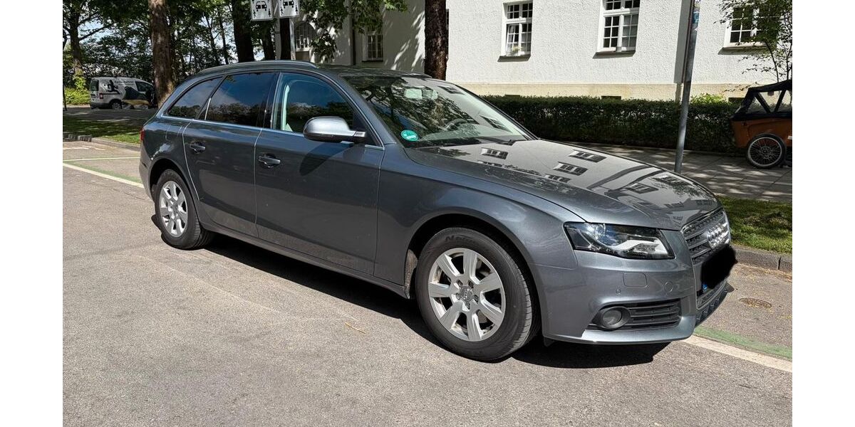 Audi A4 209.000 km 7.700 &euro; München 81371