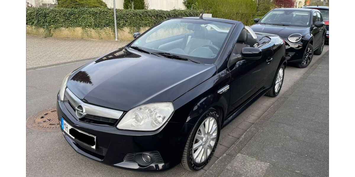 Opel Tigra 134.289 km 2.999 &euro; Mülheim 45481