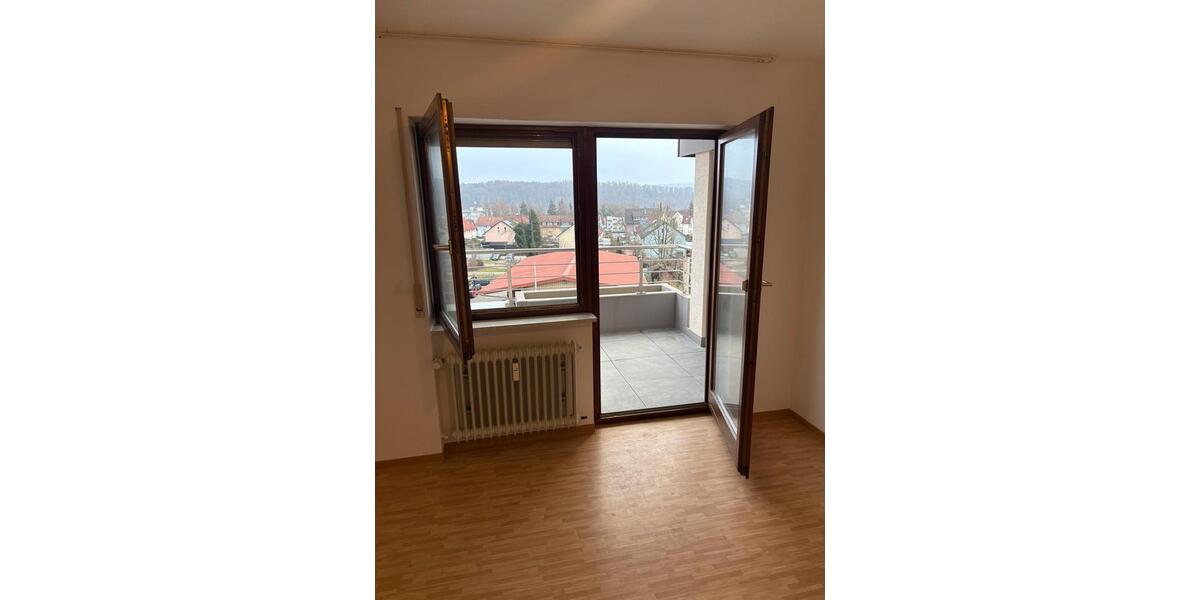 Etagenwohnung Waldshut-Tiengen Tiengen - 2 Zimmer, 61 m&sup2;, 840&euro; | Angebot:26322320