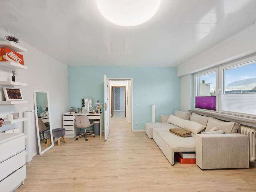Haus zum Kaufen in Schönecken 249.000 € 146.54 m²