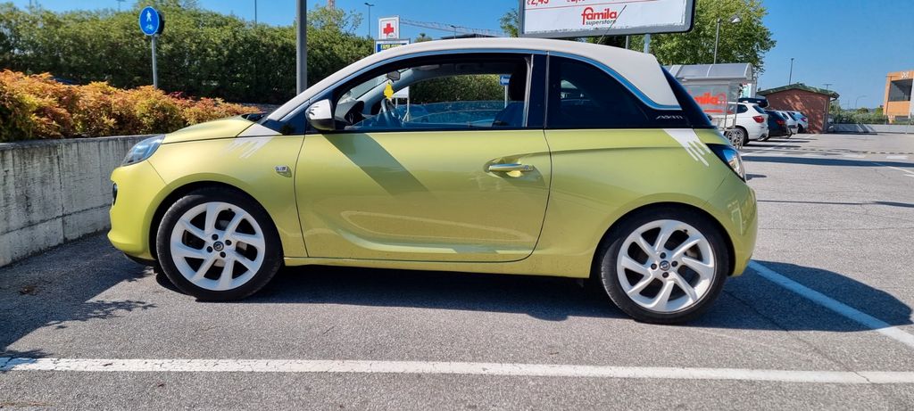 Opel Adam 84.000 km 5.300 &euro; Garmisch-Partenkirchen 82467