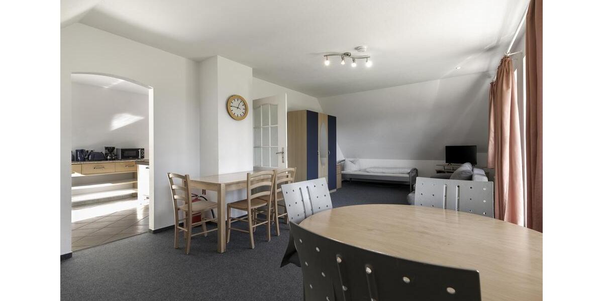 Etagenwohnung Norderstedt - 5 Zimmer, 146 m&sup2;, 1.990&euro; | Angebot:25792572