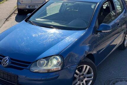 VW Golf 236.000 km 800 &euro; Frankfurt am Main 65933
