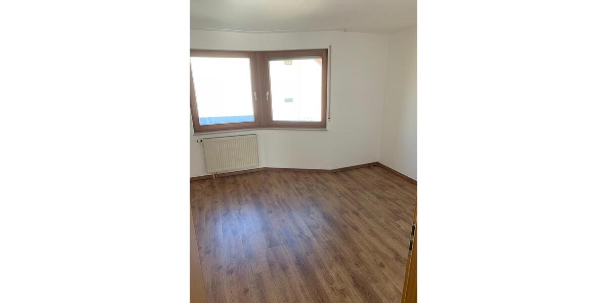 Doppelhaushälfte Heiningen - 4.5 Zimmer, 120 m&sup2;, 1.550&euro; | Angebot:25045036