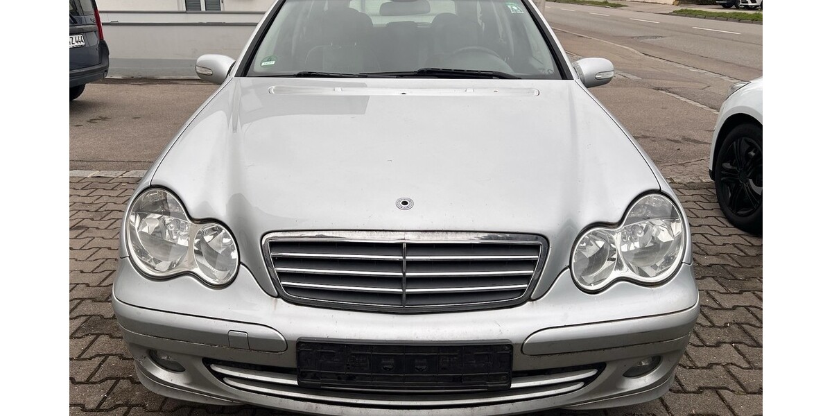 Mercedes-Benz C 220 355.940 km 2.000 &euro; Augsburg 86150
