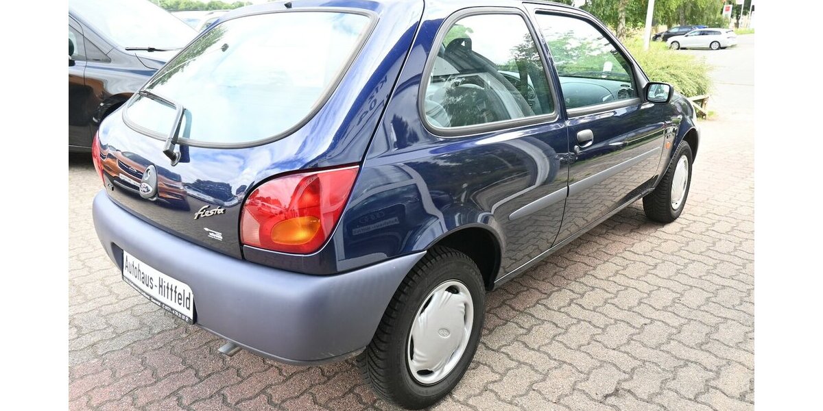 Ford Fiesta 1.3 Automatik SDach Serviceheft 1.Hand 30.000 km 4.850 &euro; Seevetal - Hittfeld 21218
