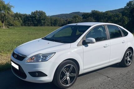 Ford Focus 199.992 km 3.290 € Sinn 35764