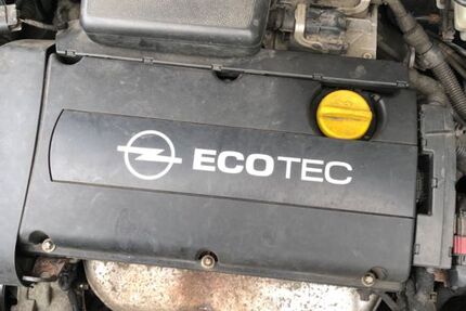 Opel Astra 230.000 km 900 € Diez 65582