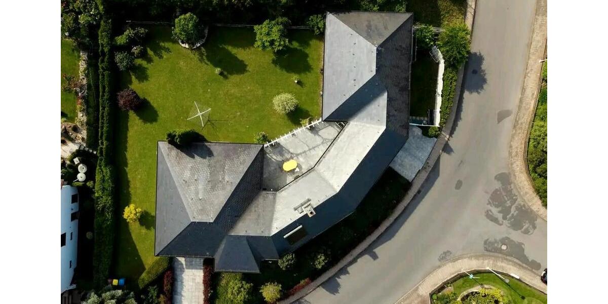 Villa Eschwege - 8 Zimmer, 300 m&sup2;, 675.000&euro; | Angebot:26404791