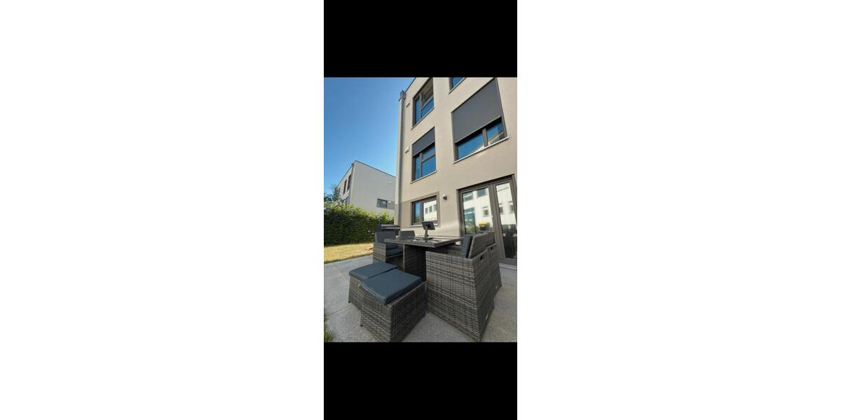 Reihenhaus Dresden Cotta - 5 Zimmer, 146 m&sup2;, 2.295&euro; | Angebot:27532888