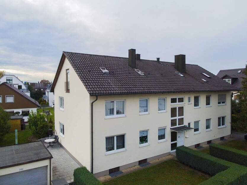 gepflegtes Mehrfamilienhaus mit acht Einheiten und Tiefgarage in Obermenzing 1 zimmer