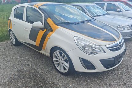 Opel Corsa 75.000 km 3.200 &euro; Regensburg 93055