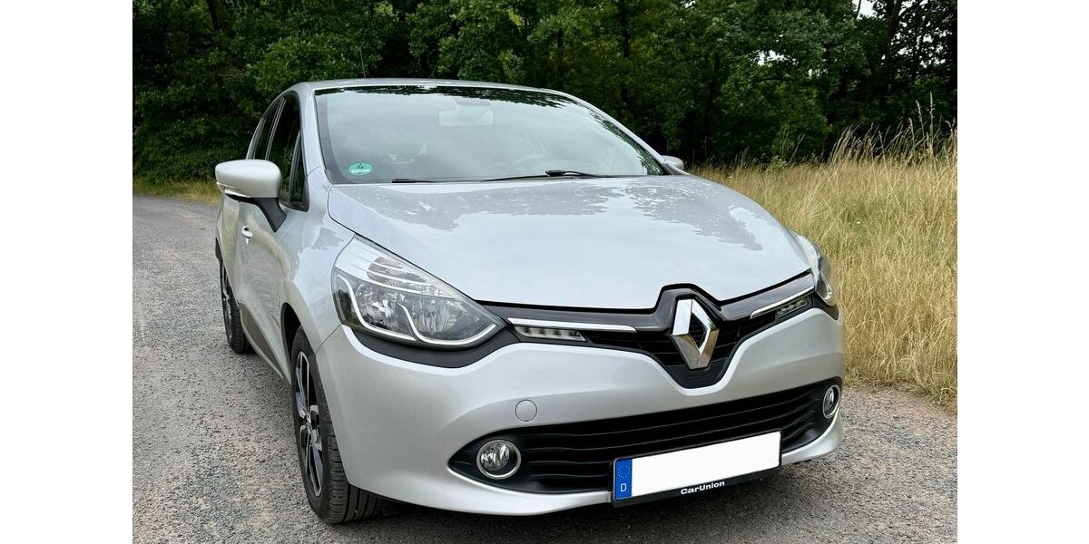 Renault Clio 93.100 km 6.900 &euro; Freiberg 09599