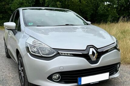 Renault Clio 93.100 km 7.200 &euro; Freiberg 09599