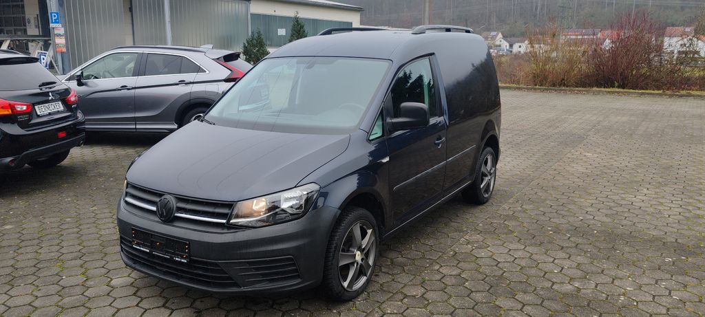 VW Caddy 104.001 km 11.990 &euro; Wellheim-Konstein 91809